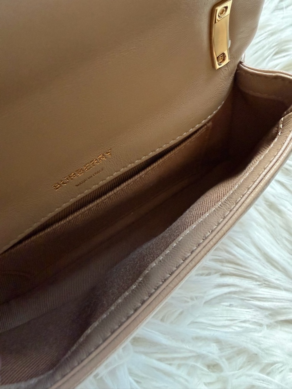 Burberry leather chain cross body bag - Picture 8 of 16